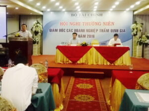 Thứ trưởng Bộ Tài chính Trần Văn Hiếu phát biểu tại Hội nghị